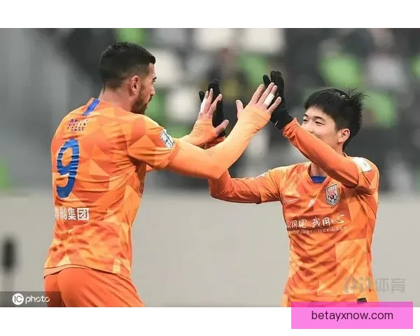 陕西联合对阵石家庄功夫 三外援挑战二外援 糜昊伦冯伯元首发领衔对决